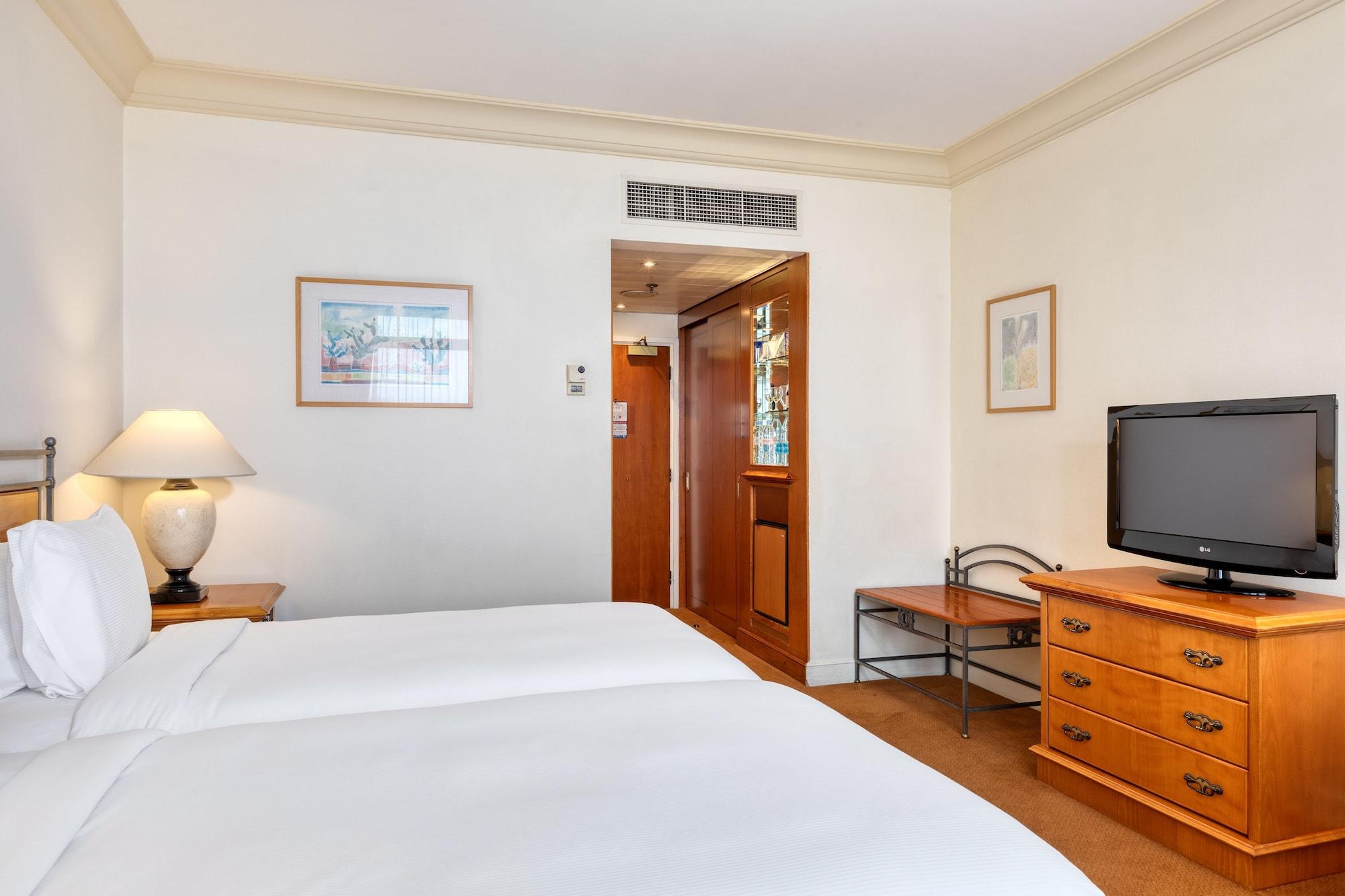 The Landmark Nicosia Room photo